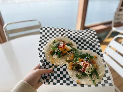 Tacos-and-Burritos-Carnival-Luminosa