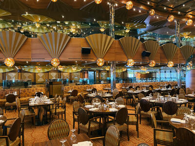Carnival-Luminosa-Dining-Room