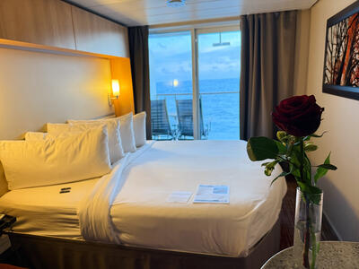 Celebrity-Eclipse-Balcony-Cabin-Night-1200px-800px