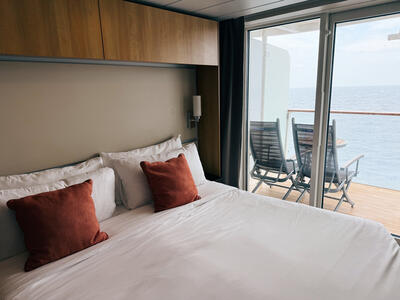 Celebrity-Eclipse-Balcony-Cabin-Norway-1200px-800px