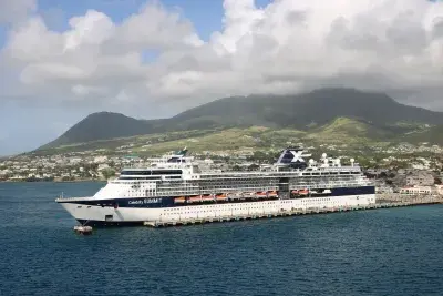 Celebrity-Summit-Docked