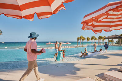 Pearl-Cove-Beach-Club-Celebration-Key
