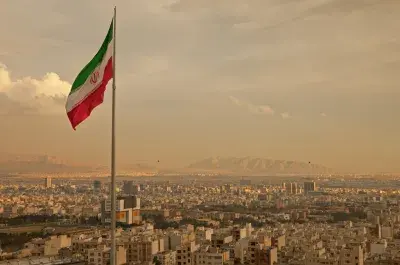 Tehran-Iran-Flag-1200px-800px