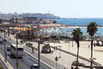 Tel-Aviv-Beach-1200px-800px