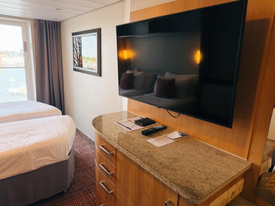 Celebrity-Eclipse-Balcony-Cabin