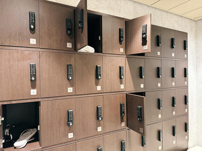 MSC-World-America-Thermal-Suite-Locker-Room
