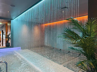 MSC-World-America-Thermal-Suite-Pool