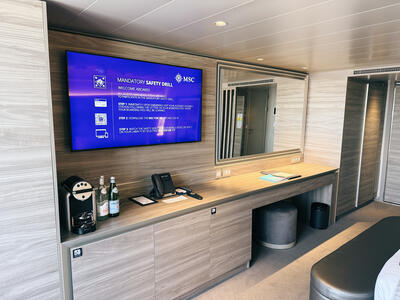 MSC-World-America-Yacht-Club-Suite-4