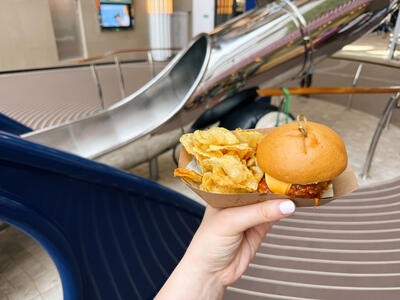 Promenade-Bites-World-America
