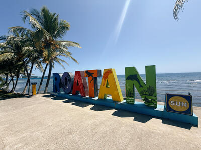 Roatan-Honduras-Sign