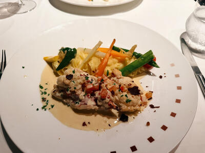 Tableside-Lobster-Murano-Celebrity-Eclipse