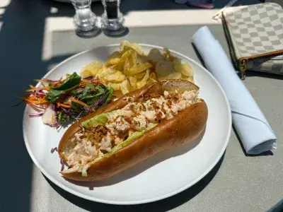 Lobster-roll-msc-world-america-yacht-club