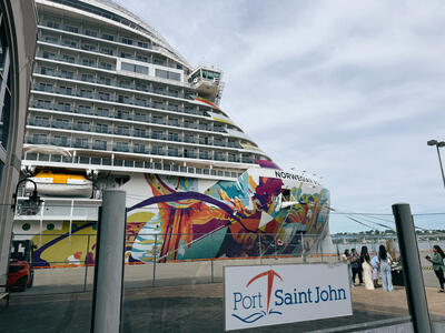 NCL-Aqua-Docked-Saint-John-Canada