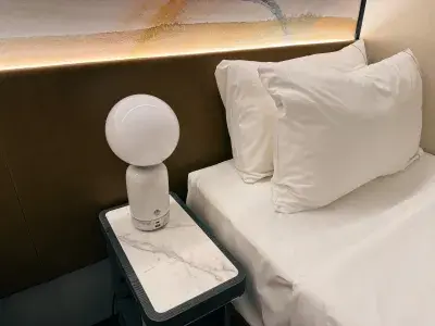 NCL-Aqua-Inside-Cabin-3