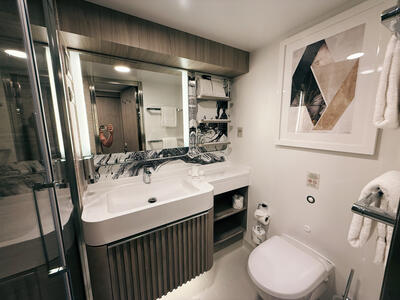 NCL-Aqua-Inside-Cabin-Bathroom-6