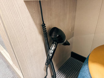 NCL-Aqua-Inside-Cabin-Hairdryer-16