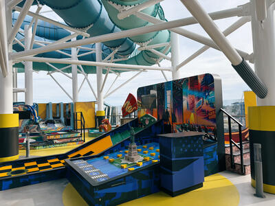 NCL-Aqua-Tee-Time-Mini-Golf