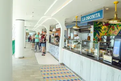 AquaDome Market on Star of the Seas