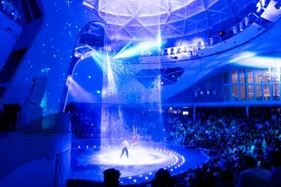 AquaTheater show on Star of the Seas