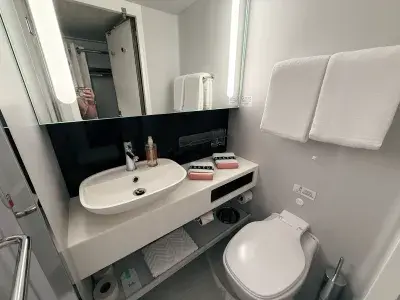 Brilliant-Lady-Inside-Cabin-Bathroom-2