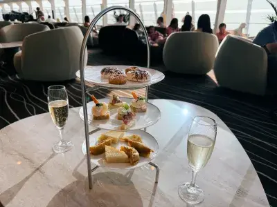 MSC-Yacht-Club-Tea-Time-Topsail-Lounge