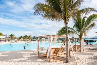 daybed at Celebration Key
