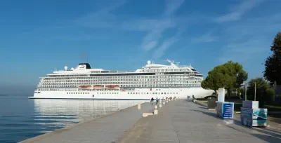 Viking-Star-Docked