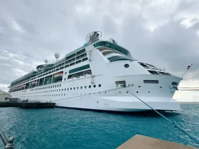 Vision-Docked-Bermuda
