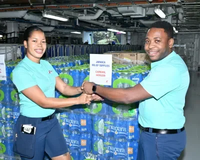 Carnival-Crew-Jamaic-Relief-Supplies