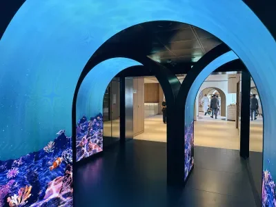 Celebrity-Xcel-Bazaar-Arches-Entry