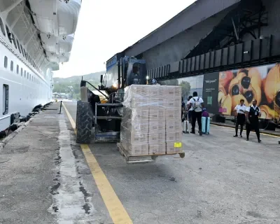Carnival Horizon delivering relief supplies in Jamaica after Hurricane Melissa