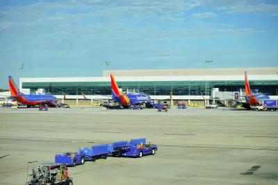 Southwest-Airlines-at-Hobby-Airport