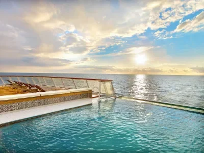 Viking Infinity Pool