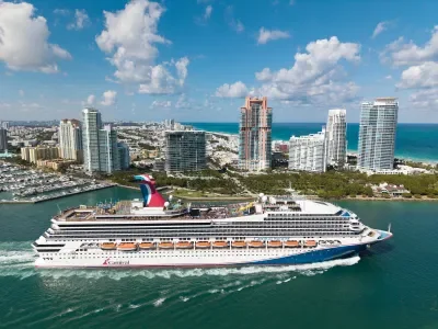 Carnival Sunrise leaving Miami