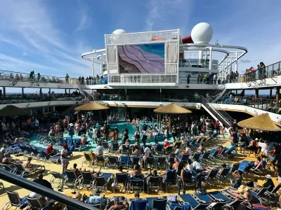 Carnival Vista Lido Deck