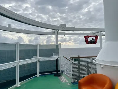 Skyride Carnival Vista