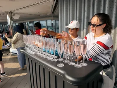 Free Sailaway Champagne on Brilliant Lady