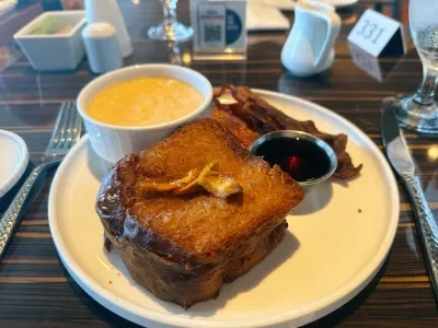 Carnival's SeaDay Brunch French Toast