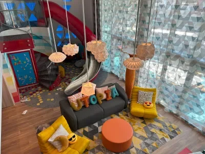Ultimate Family Suite, Utopia