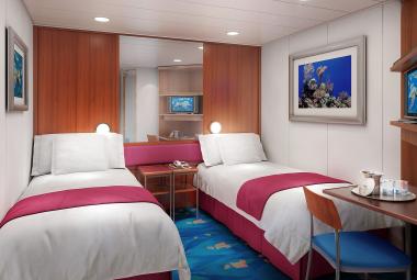 Norwegian Jewel inside stateroom