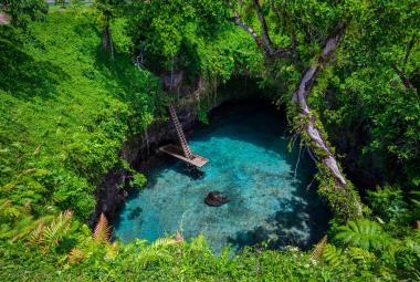  lush Falefa Falls 