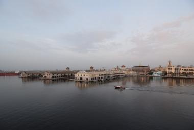 Royal Caribbean First to Cancel Cuba Calls