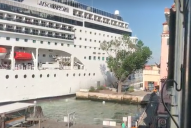 Huge cruise ship plows into dock in Venice