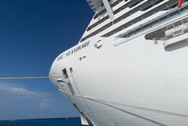 MSC Seashore docked in Roatan