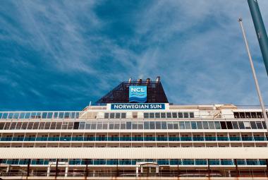 NCL Sun exterior and stack
