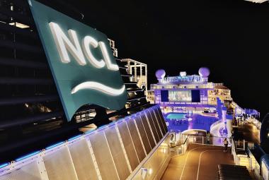 NCL-Bliss-night
