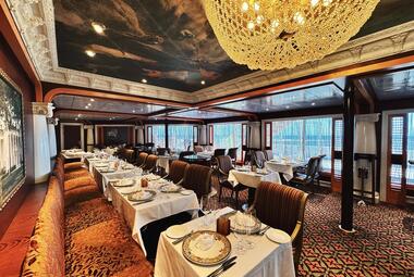 Carnival Valor Steakhouse