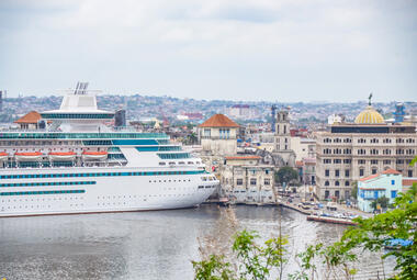 Cruise-Ship-Docked-Cuba