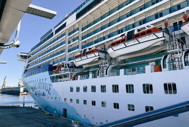 Marg-Islander-Docked-Tampa-Embarkation