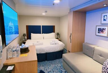 Utopia_RCL_InteriorCabin17